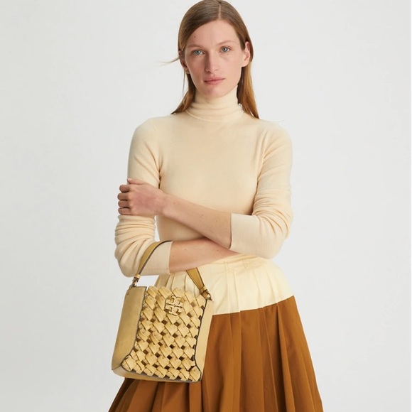 Tory Burch McGraw Woven Embossed Small Bucket Bag - Picture 5 of 12
